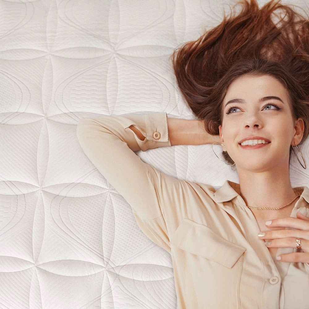 Come smacchiare il materasso: rimedi efficaci per ogni macchia