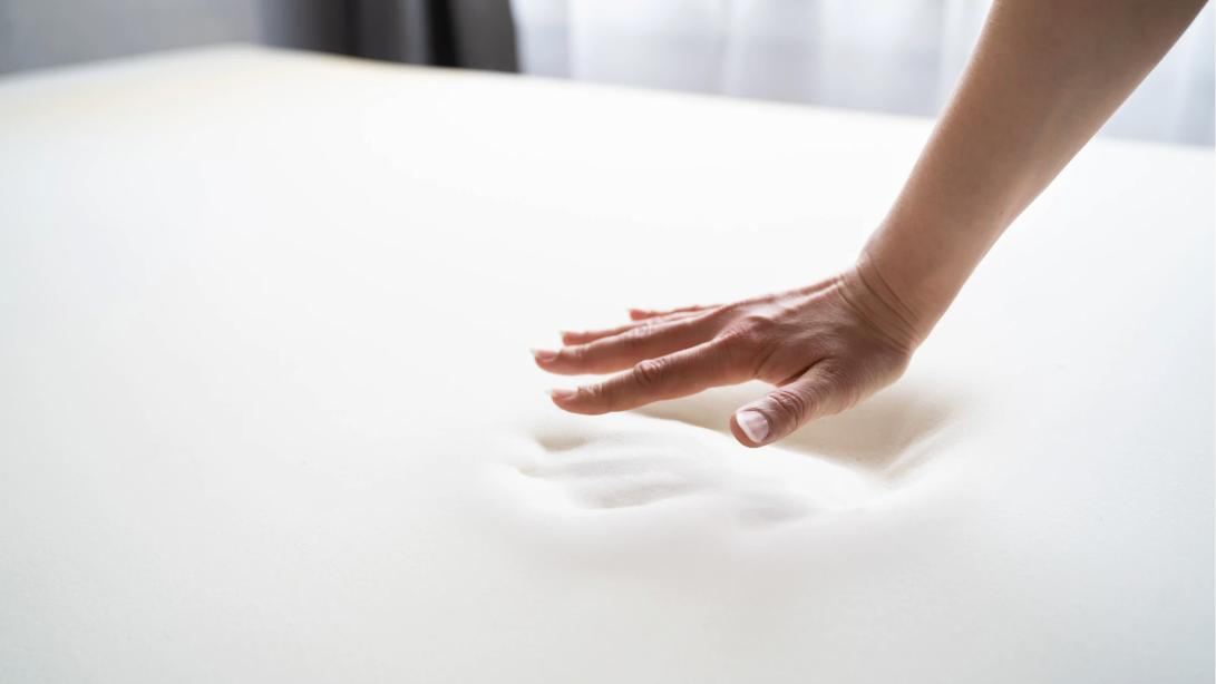 Materasso Viscoelastico: Cos'è, Come Funziona e Perché Potrebbe Essere la Scelta Migliore per il Tuo Riposo